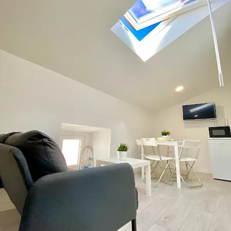 Brighthouse Nazare - Modern Apartments Daire