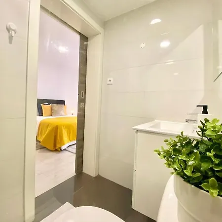 Brighthouse - Modern In Sítio Nazaré