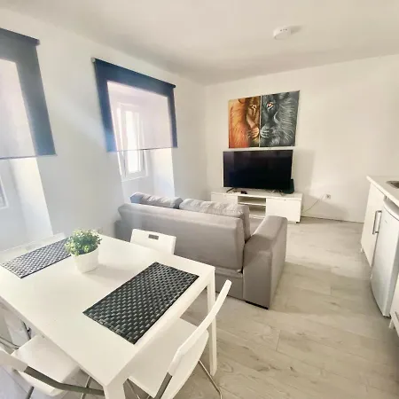 Brighthouse - Modern In Sítio * Nazaré