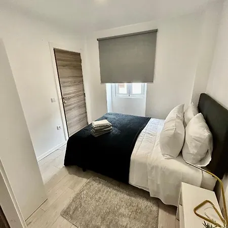 Brighthouse - Modern In Sítio * Nazaré