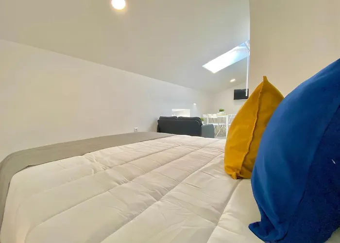 Appartement Brighthouse - Modern In Sítio