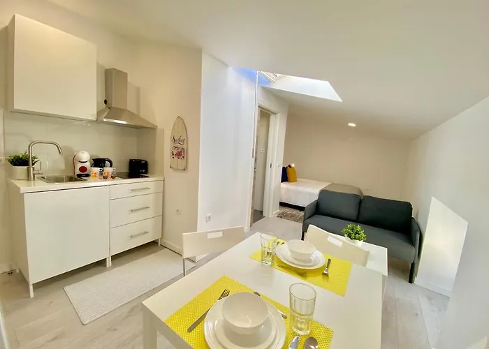 Brighthouse - Modern In Sítio