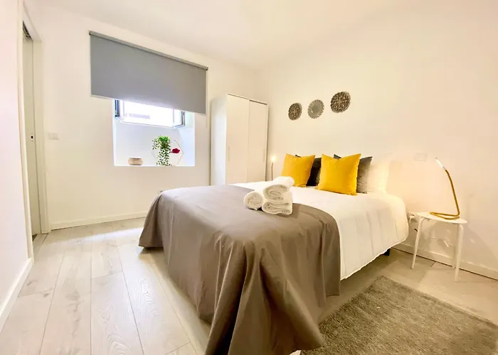 Appartement Brighthouse - Modern In Sítio